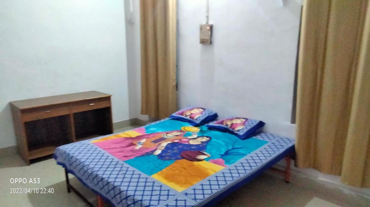 Shri Swami Sheetal Das Aashram Dharmshala Varanasi Eksteriør bilde