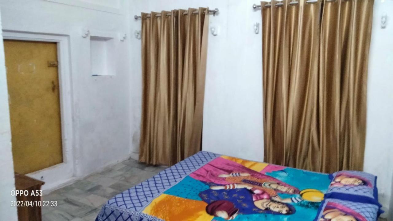 Shri Swami Sheetal Das Aashram Dharmshala Varanasi Eksteriør bilde